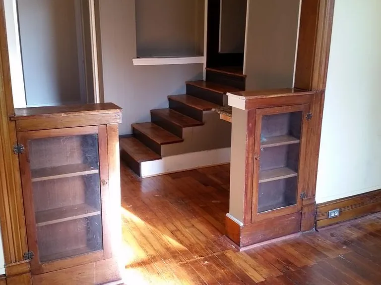1912 Vine St — Photo 10