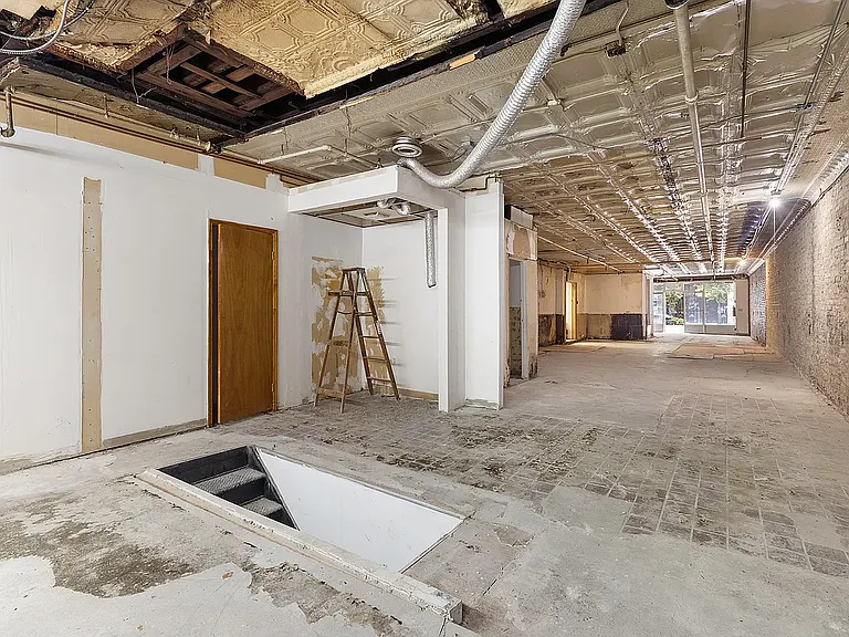 145 W 27th St #GROUND — Photo 4