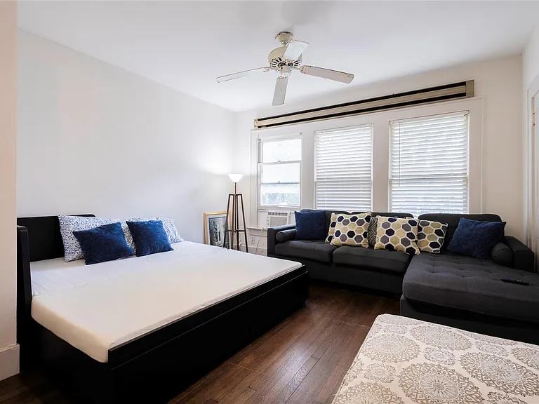 2509 Whitney St #B — Photo 13