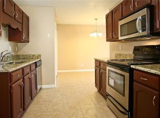 2211 Sharpshire Ln, Arlington, TX 76014