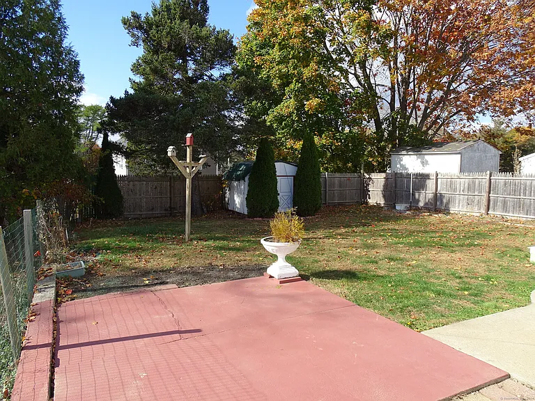 45 Olive St — Photo 6
