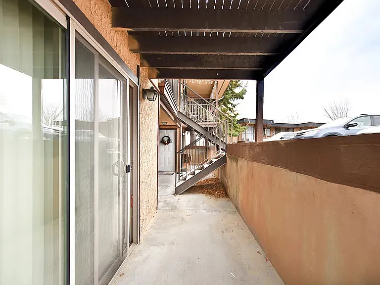 2211 N 400 E #4 — Photo 6