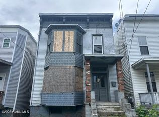 17 Park Ave, Troy, NY 12180
