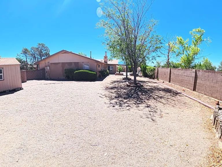 2550 Rosswood Dr SE — Photo 10