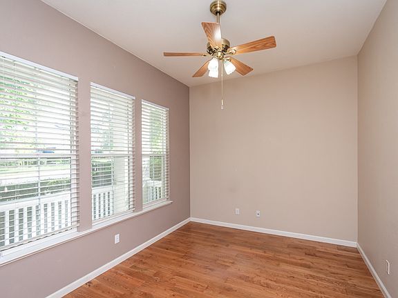 Office or bonus room