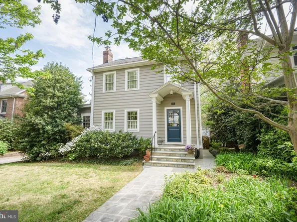 3940 Livingston St NW, Washington, DC 20015