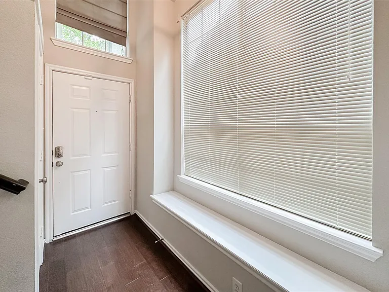 131 Anise Tree Pl — Photo 3