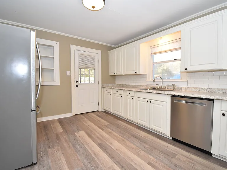 1521 Cooktown Rd — Photo 7