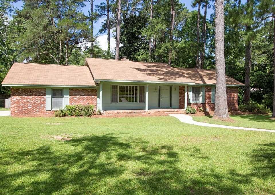 1st image of 2217 Altoona Dr