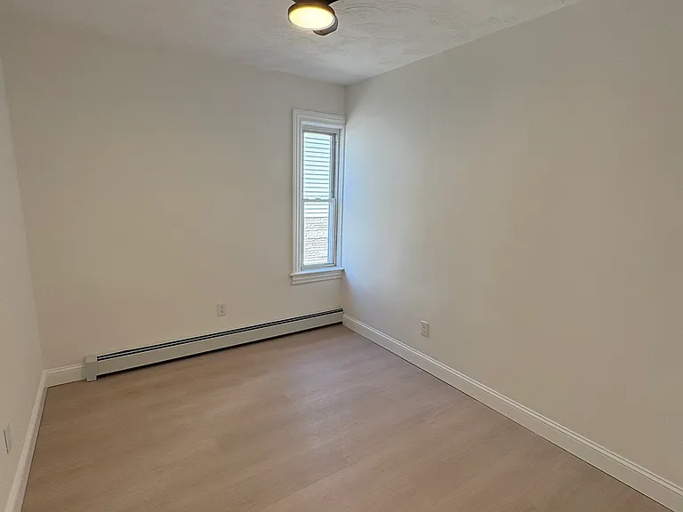 105 Beacon Ave #1 — Photo 17