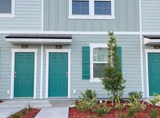946 Rotary Rd, Jacksonville, FL 32211