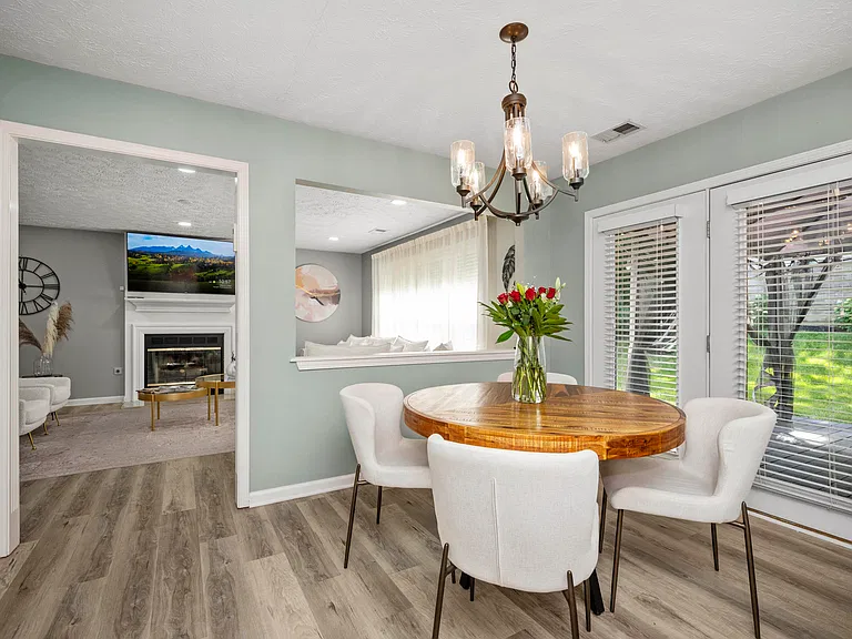 4016 Kenesaw Dr — Photo 16