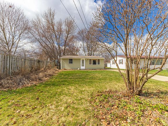 3rd image of 241 26th St N