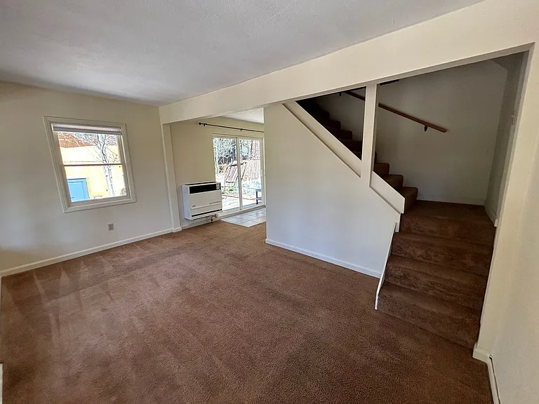 2890 Sacramento Ave — Photo 7