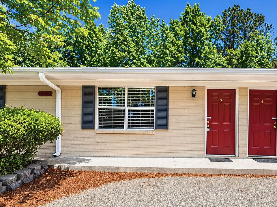 1st image of 220 Whitehall Rd #3