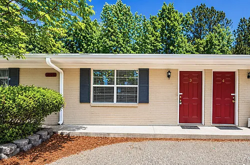 220 Whitehall Rd #3 Photo 1
