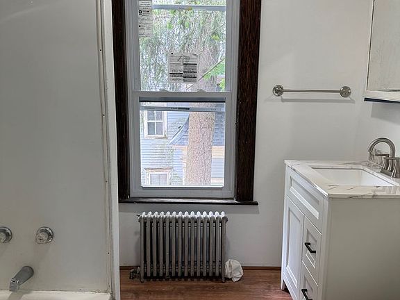 4th image of 50 School St #2