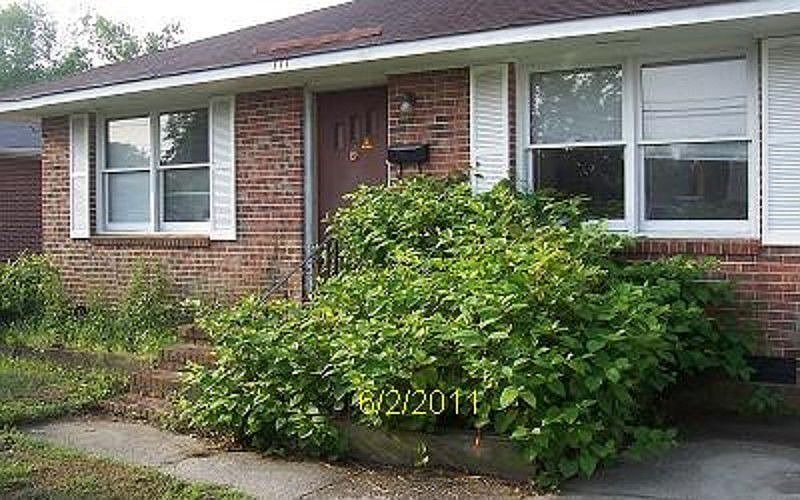 1st image of 1116 E Pembroke Ave