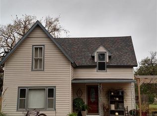 404 S Main St, Galva, KS 67443