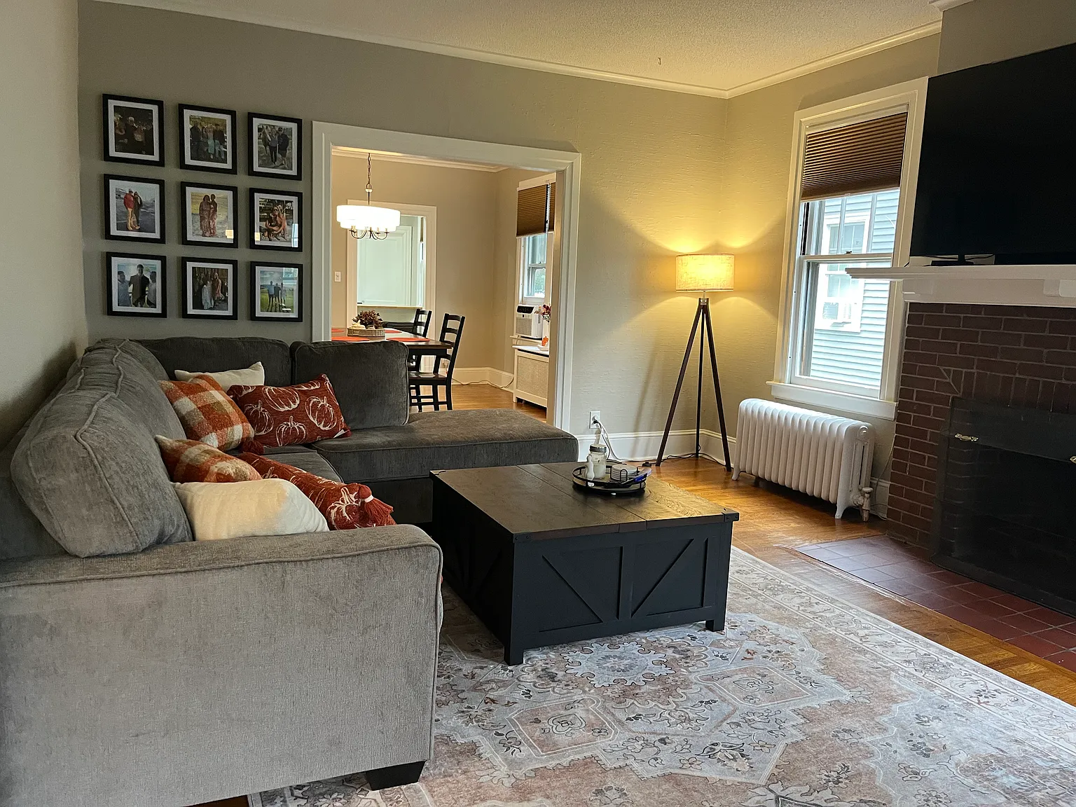 3 bed, 1550 sqft, $2,800 — Photo 2