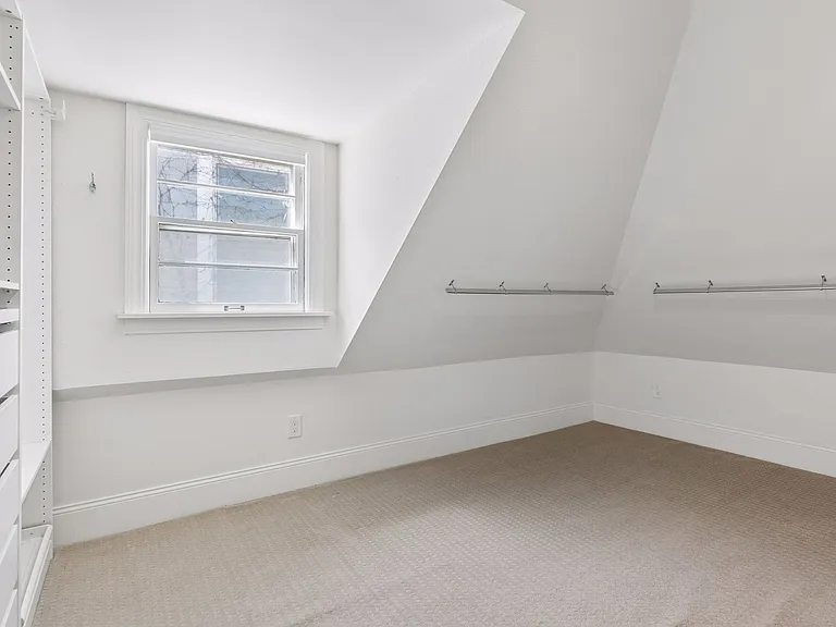 4432 Upton Ave S — Photo 24