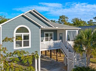218 NE 52nd St, Oak Island, NC 28465