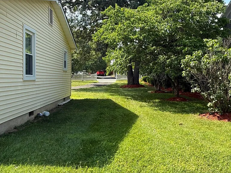 8110 Allentown Rd — Photo 16