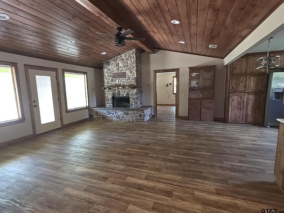 3rd image of 560 County Road 2150