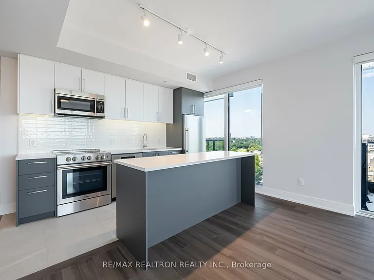 2525 Bathurst St #1009 — Photo 10