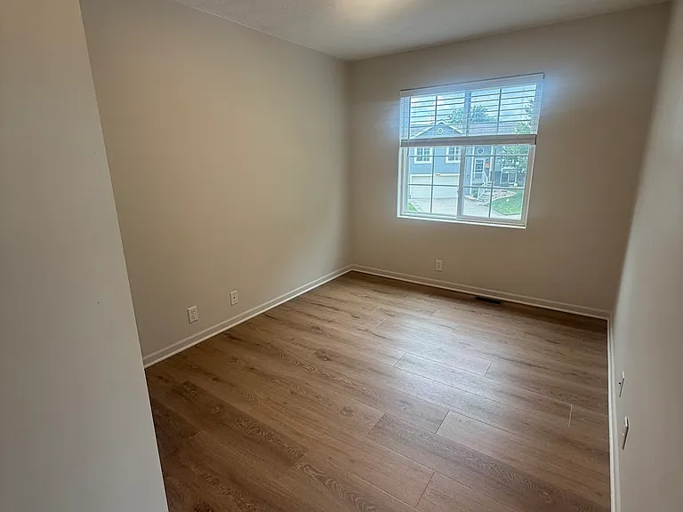 16863 Larimore Ave — Photo 6