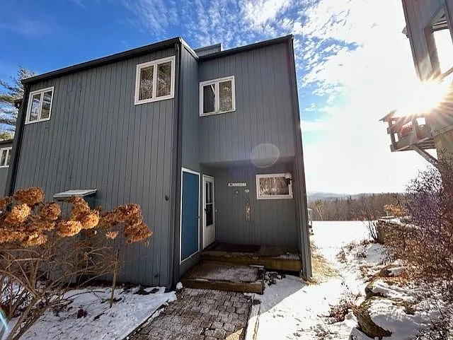 3 bed, 2.5 bath, 1206 sqft, $2,000 — Photo 1