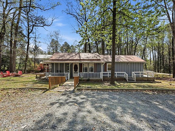 2nd image of 110 Maple Street