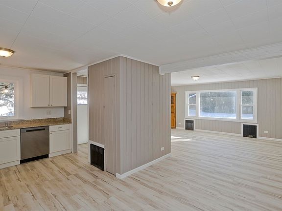 5th image of 16 Knightville Dam Rd