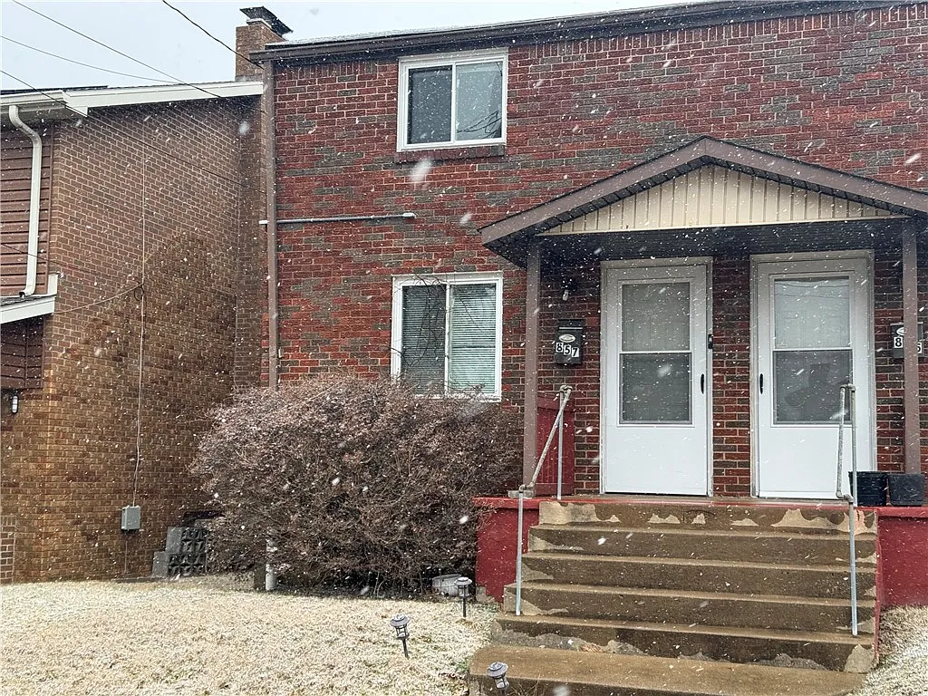 Building Photo - 857 2nd St