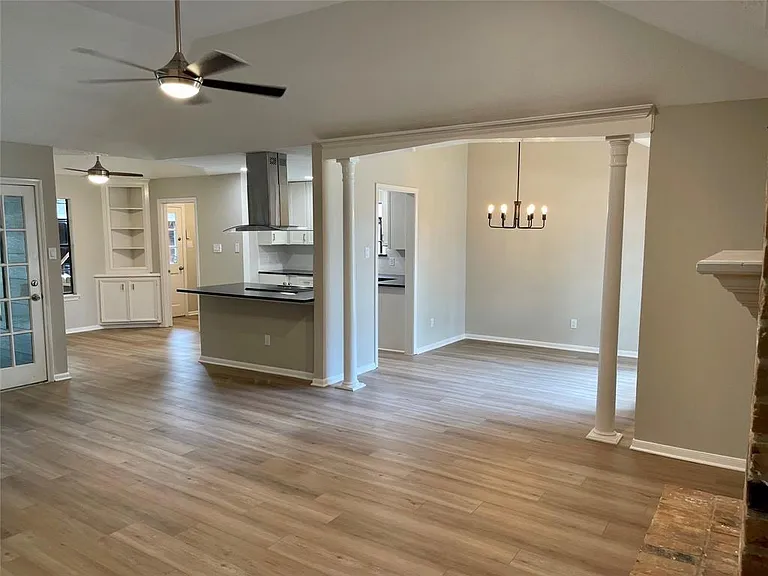 1015 Cascade Creek Dr — Photo 6