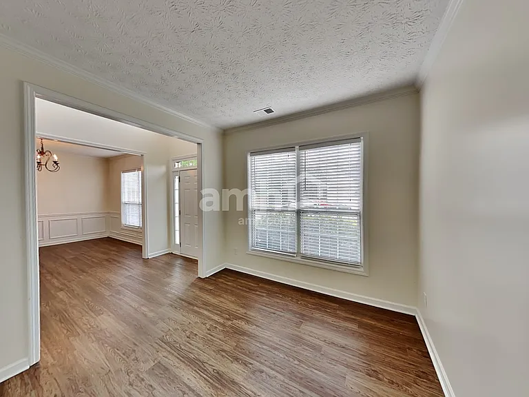 338 Park Creek Rdg — Photo 8