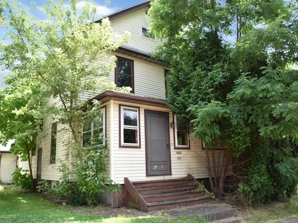 785 Stewart St, Meadville, PA 16335