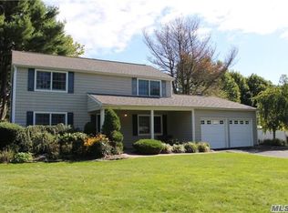 33 Orbit Dr, Stony Brook, NY 11790