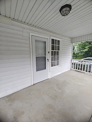 322 Elm St #A Photo 1