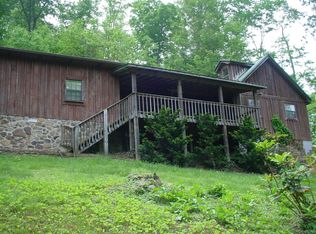 221 Low Gap Rd, La Follette, TN 37766