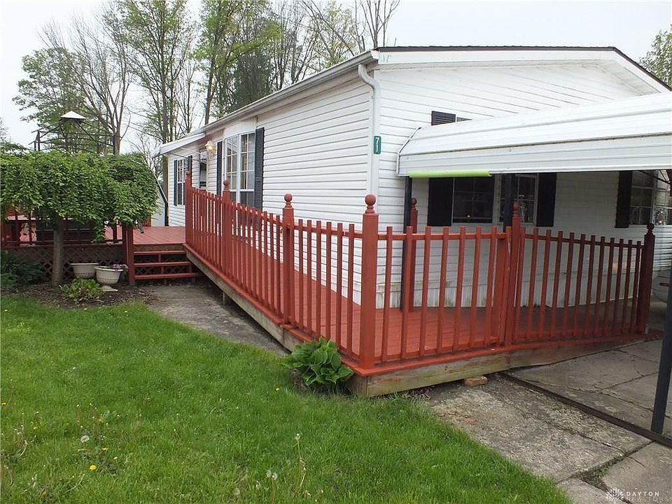 1st image of 71 Robin Hood Dr