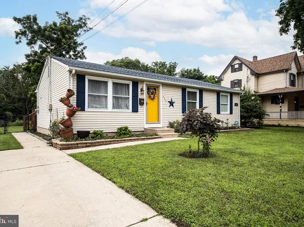 320 N Pearl St, Clayton, NJ 08312