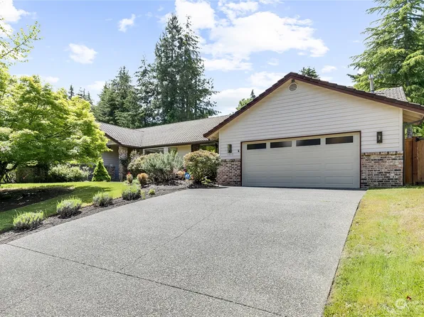 1719 Easthill Place NW, Olympia, WA 98502