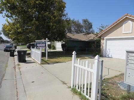 2nd image of 2160 Rose Ave