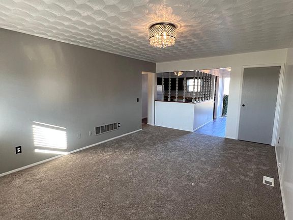 4th image of 600 Kitrina Ave #4