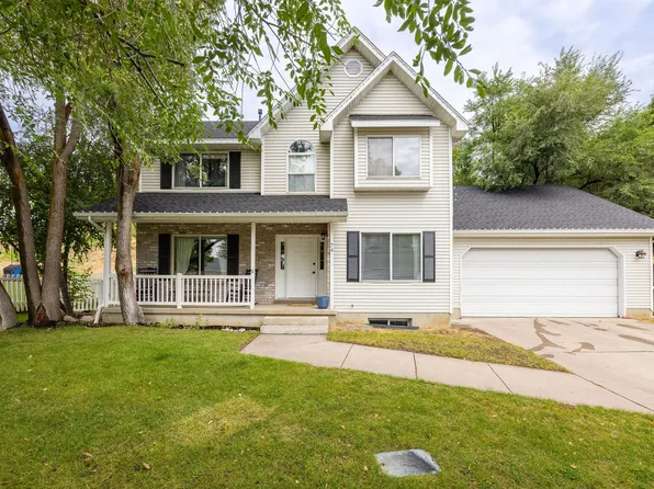 74 Canterbury Cir, Logan, UT 84321