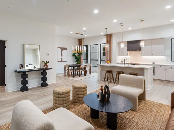 1320 W Cannon Dr, Los Angeles, CA 90026