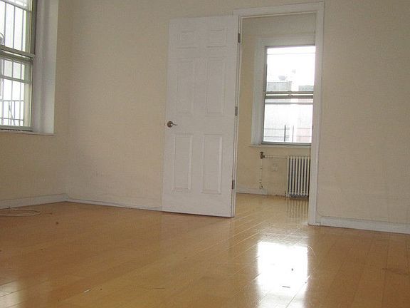 2nd image of 223 2nd Ave APT 4N
