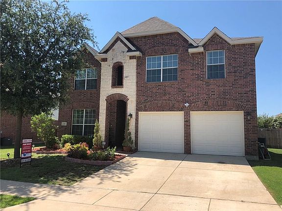 2nd image of 1304 Valley Stream Dr