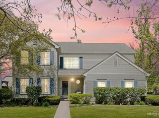 39W734 Terney Ln, Geneva, IL 60134